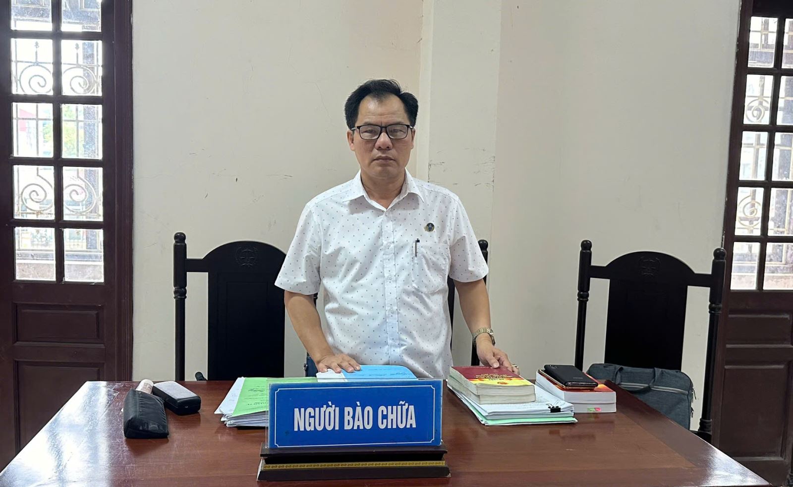 Luật sư, Giám đốc: Trần Cường trong buổi làm việc